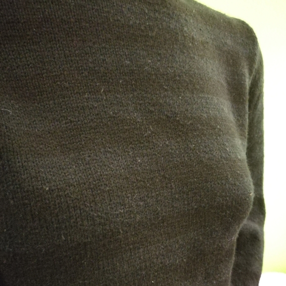 S Alice & UO Urban Outfitters Cropped Sweater - Picture 8 of 10